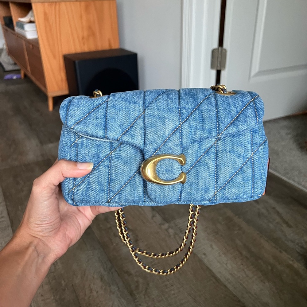 Coach Blue Quilted Shoulder Bag with Gold Chain - Picture 4 of 14